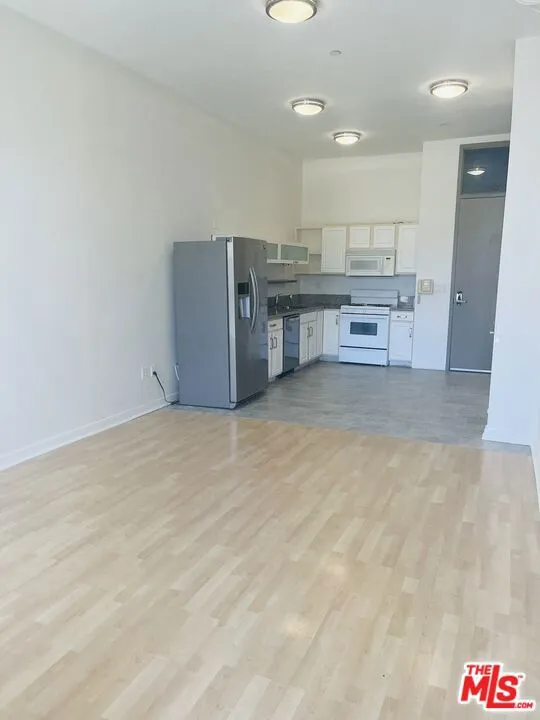 1912 Broadway 107, Santa Monica, California 90404 home-pic-4